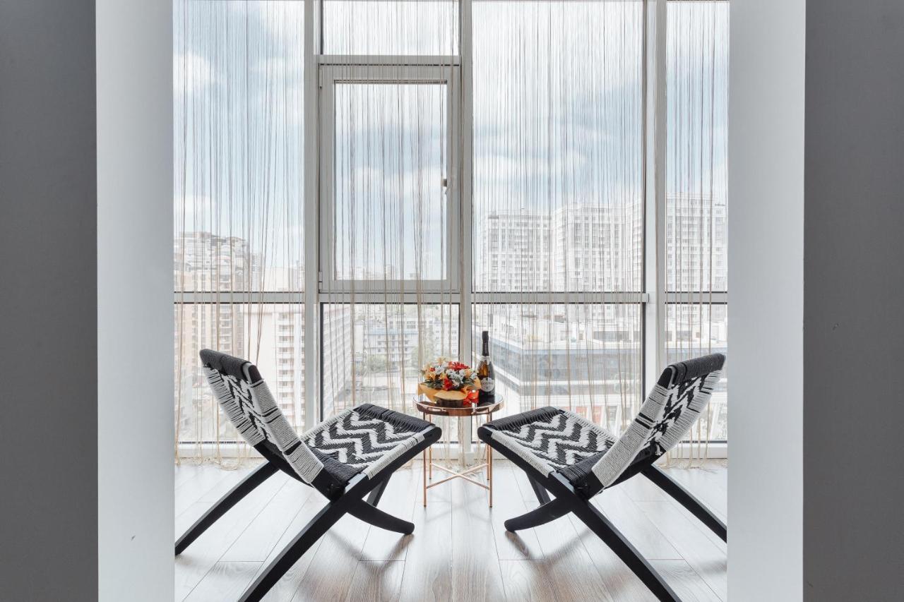 White Apartment In 12 Floor Одесса Экстерьер фото
